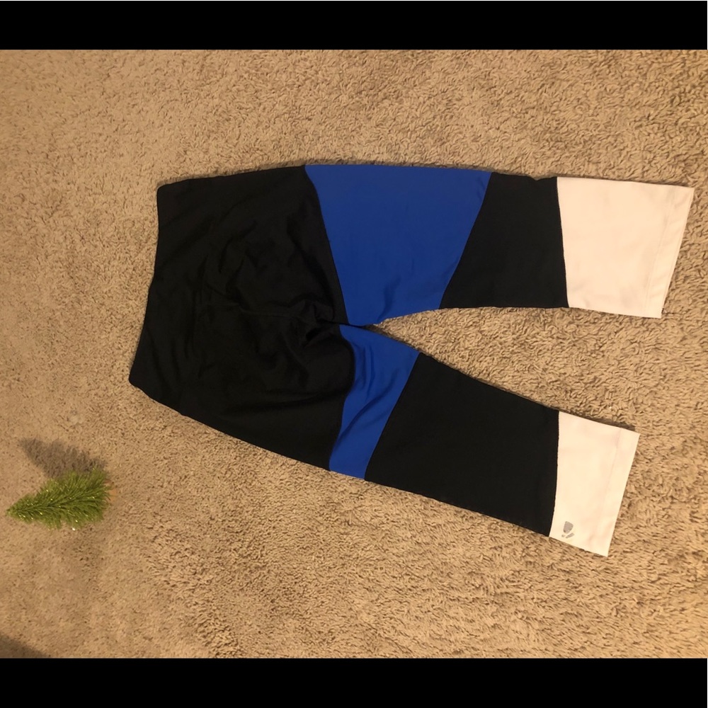 Colorblock Leggings - Picture 4 of 6